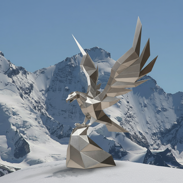 Aigle posé sur la roche