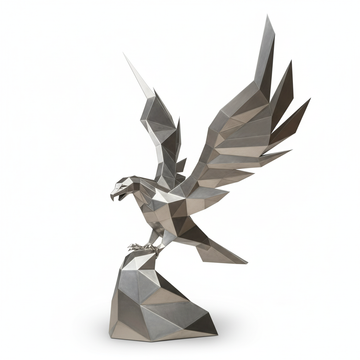 Aigle posé sur la roche